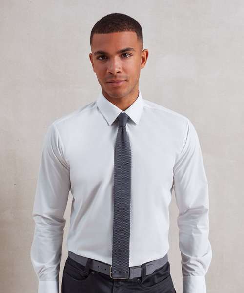 Slim knitted tie