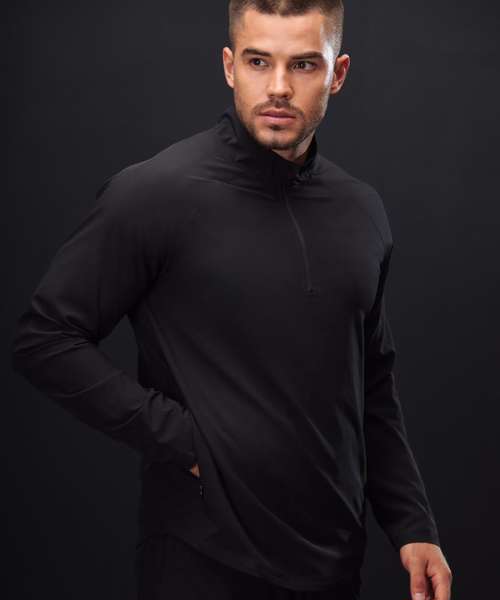 Technical 1/4-zip top
